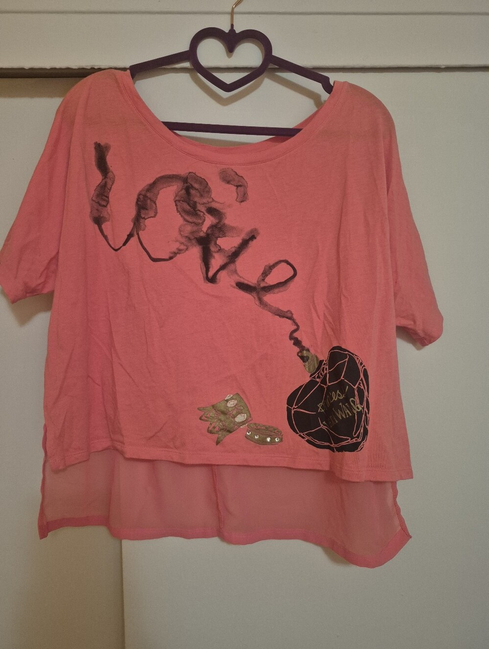 Coral Pink Graphic Layered Tee with Heart Pendant Print